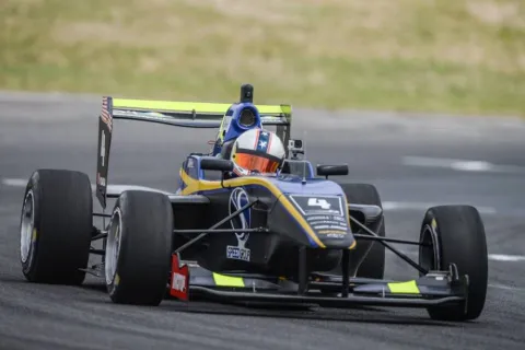 #4 Theo Bean – ETEC Motorsport – Tatuus FT50 - Toyota – Toyota Racing Serie 2015-2016