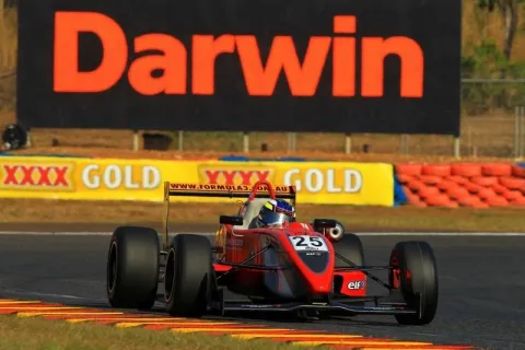 #25 Tim Macrow – Fusion Formula – Dallara F302 - Sodemo Renault – Australische Formel 3 Meisterschaft 2011