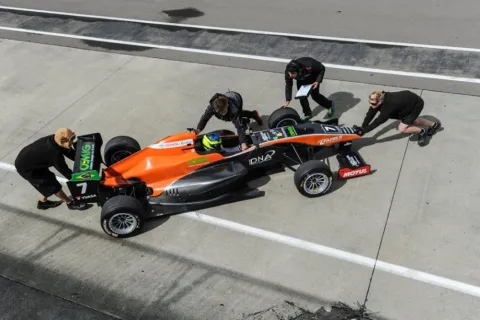 #7 Sergio Sette Camara – Giles Motorsport – Tatuus FT50 - Toyota – Toyota Racing Serie 2014-2015