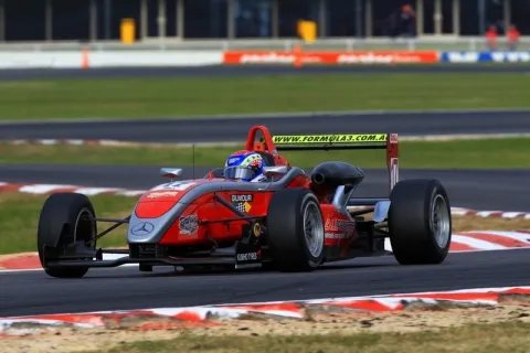 #17 Chris Gilmour – Gilmour Racing – Dallara F305 - AMG Mercedes – Australische Formel 3 Meisterschaft 2011