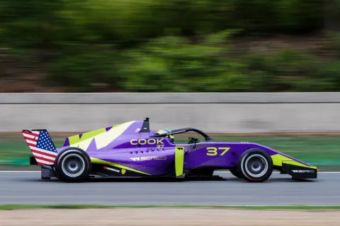 #37 Sabré Cook – Hitech Racing – Tatuus F3 T-318 - Alfa Romeo – W Serie 2019