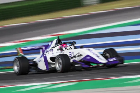 #31 Tasmin Pepper – Hitech Racing – Tatuus F3 T-318 - Alfa Romeo – W Serie 2019