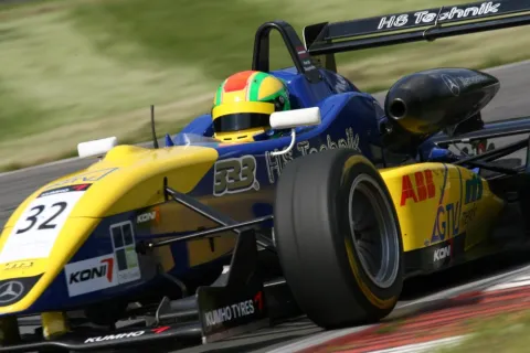 #32 Harald Schlegelmilch – HS Technik Motorsport – Dallara F305 - AMG Mercedes – BP Ultimate Formel 3 Masters 2007