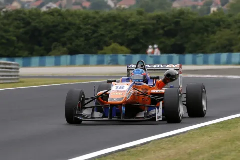 #18 Tatiana Calderon – Jo Zeller Racing – Dallara F312 - AMG Mercedes – FIA Formel 3 Europameisterschaft 2014