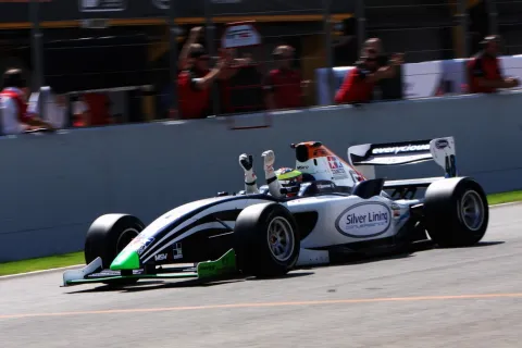 #48 Dean Stoneman – MSV Racing – Williams JPH1B - Mountune Audi – FIA Formel 2 Meisterschaft 2010