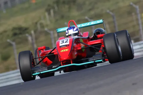 #32 Marco Wittmann – Mücke Motorsport – Dallara F308 - AMG Mercedes – Formel 3 Masters 2009