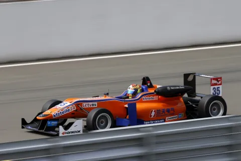 #35 Ling Kang – Mücke Motorsport – Dallara F312 - AMG Mercedes – FIA Formel 3 Europameisterschaft 2015