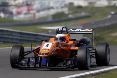 #5 Felix Rosenqvist – Mücke Motorsport – Dallara F312 - AMG Mercedes – Formel 3 Masters 2013