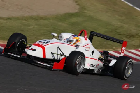 #23 Mitsunori Takaboshi – NDDP Racing – Dallara F305 - TOM's Toyota – Japanische Formel 3 Meisterschaft 2013