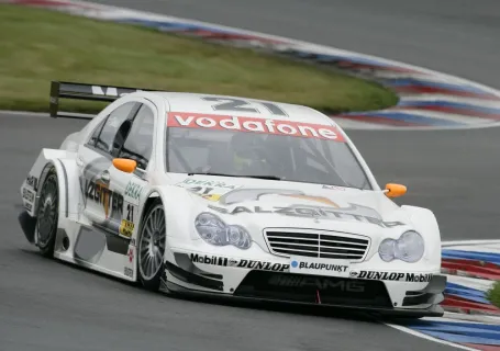#21 Jamie Green – Persson Motorsport – Mercedes C-Klasse DTM (2005) – DTM (Deutsche Tourenwagen Masters) 2005