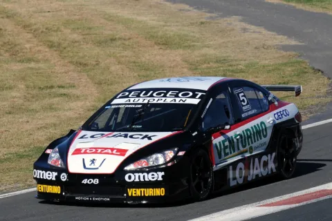 #5 Néstor Bebu Girolami – DTA Racing – Peugeot 408 RPE V8 – Argentinische Super TC 2013
