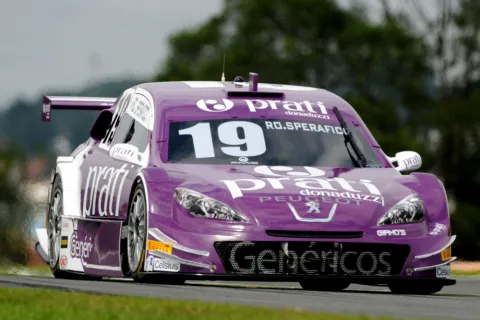 #19 Rodrigo Sperafico – Mico's Racing – Peugeot 408 V8 – Brasilianische Stock Car 2013