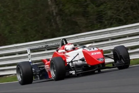#27 Daisuke Nakajima – Räikkönen Robertson Racing – Dallara F308 - AMG Mercedes – Britische Formel 3 Meisterschaft 2009
