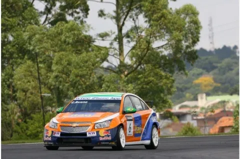 #6 Caca Bueno – Ray Mallock Limited – Chevrolet Cruze 1.6T