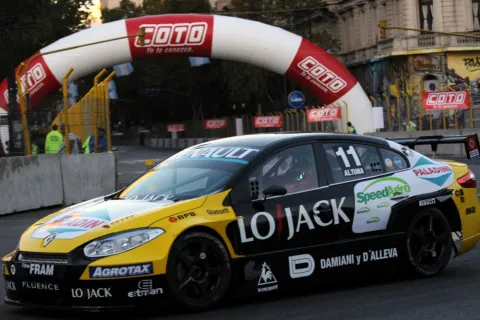 #11 Mariano Altuna – Ambrogio Racing – Renault Fluence RPE V8 – Argentinische Super TC 2012