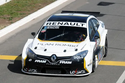 #4 Luis José di Palma – Ambrogio Racing – Renault Fluence II RPE V8 – Argentinische Super TC 2015