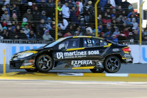 #12 Christian Ledesma – Ambrogio Racing – Renault Fluence II RPE V8 – Argentinische Super TC 2016