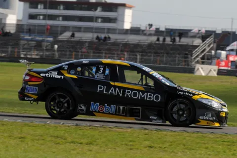 #3 Julián Santero – Ambrogio Racing – Renault Fluence II RPE V8 – Argentinische Super TC 2016
