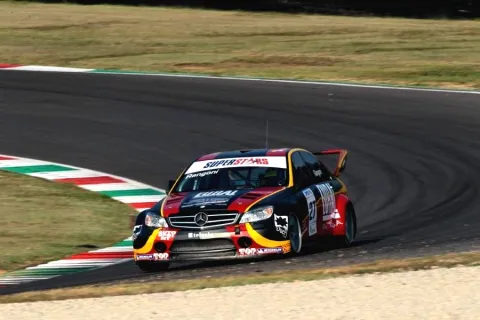#28/27 Luca Rangoni – Roma Racing Team – Mercedes C63 AMG (W204) – Internationale Superstars Serie 2011
