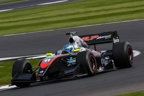 #11 Roy Nissany – RP Motorsport – Dallara FR35-12 - Renault – Formel V8 3.5 Weltserie 2017