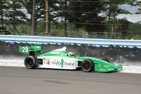 #20 Ana Beatriz de Figueiredo – Sam Schmidt Motorsports – Dallara IP2 - Infiniti – IRL Indy Lights 2009