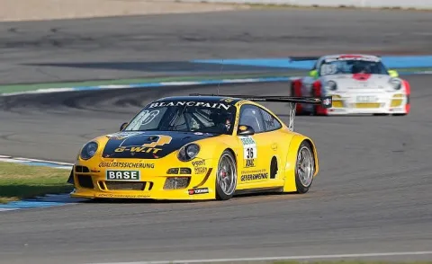 #36 Sean Edwards – Schütz Motorsport – Porsche 911 GT3 R (997) – ADAC GT Masters 2012