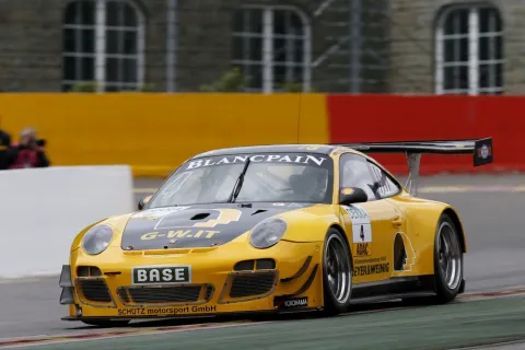 #4 Christian Engelhart – Schütz Motorsport – Porsche 911 GT3 R (997) – ADAC GT Masters 2013