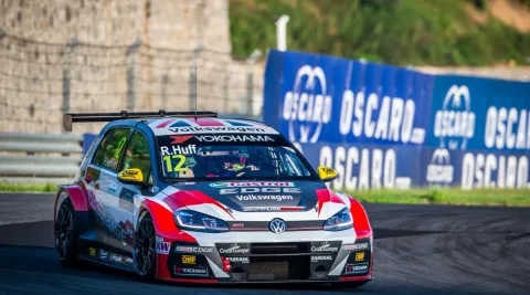 #12 Robert Huff – Sebastien Loeb Racing – Volkswagen Golf GTI TCR – FIA Tourenwagen Weltcup 2019