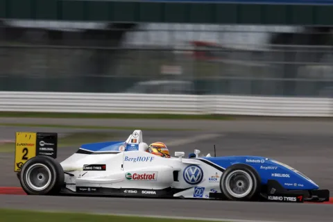#2 Laurens Vanthoor – Signature – Dallara F308 - Volkswagen – Formel 3 Euroserie 2011