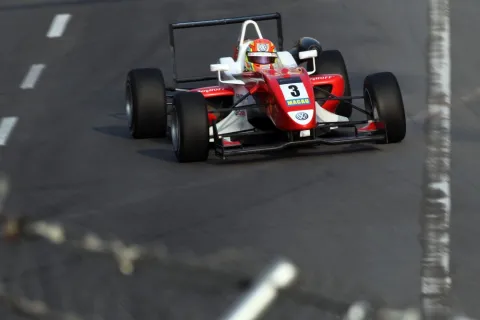 #3 Laurens Vanthoor – Signature – Dallara F308 - Volkswagen – Formel 3 Macau Grand Prix 2010