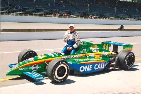 #44 JJ Yeley – Sinden Racing Service – Dallara IR7 - Oldsmobile