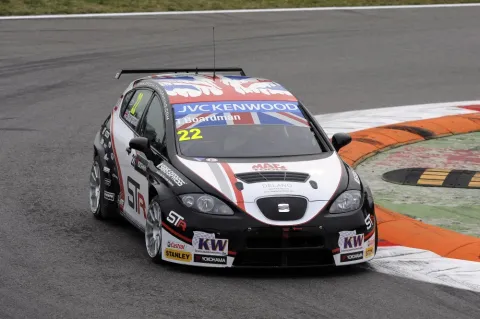 #22 Tom Boardman – Special Tuning Racing – Seat Leon 1.6T – FIA Tourenwagen Weltmeisterschaft 2013