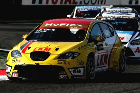#20 Darryl O'Young – Special Tuning Racing – Seat Leon 1.6T – FIA Tourenwagen Weltmeisterschaft 2012