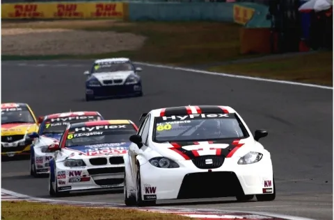 #60 Hugo Valente – Sunred Engineering – Seat Leon SR 1.6T – FIA Tourenwagen Weltmeisterschaft 2012
