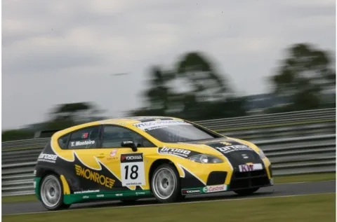 #18 Tiago Monteiro – Sunred Engineering – Seat Leon TDI – FIA Tourenwagen Weltmeisterschaft 2011