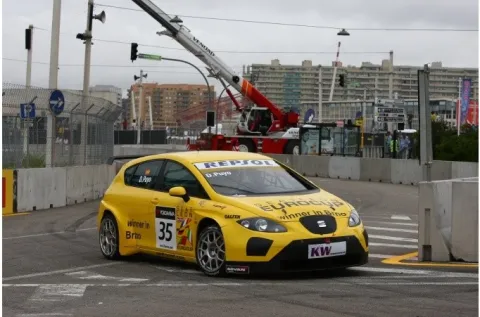 #35 Diego Puyo – Sunred Engineering – Seat Leon TFSI – FIA Tourenwagen Weltmeisterschaft 2009