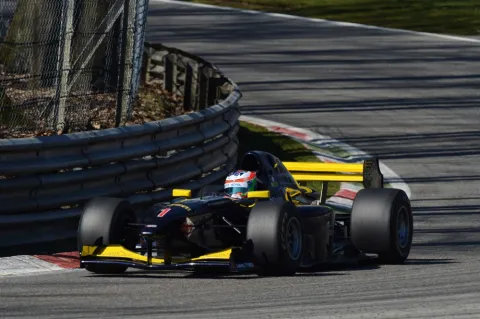 #1 Antonio Spavone – Super Nova Racing – Lola B05/52 - Zytek (2013) – Auto GP 2013