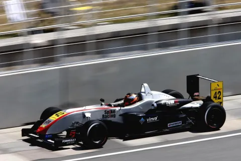 #42 Richard Goddard – T-Sport – Dallara F308 - Mugen Honda – Formel 3 Euroserie 2012