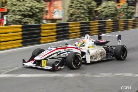 #27 Arjun Maini – T-Sport – Dallara F312 - ThreeBond – Formel 3 Macau Grand Prix 2015