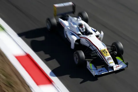#15 Richard Goddard – T-Sport – Dallara F312 - Tomei Nissan – FIA Formel 3 Europameisterschaft 2013