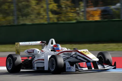 #14 Kevin Korjus – T-Sport – Dallara F312 - Tomei Nissan – FIA Formel 3 Europameisterschaft 2013