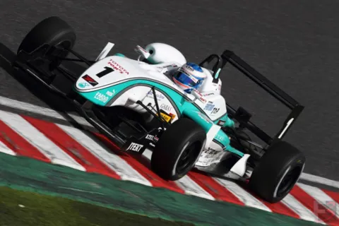 #1 Naoya Gamou – Team TOM's – Dallara F308 - TOM's Toyota – Japanische Formel 3 Meisterschaft 2011