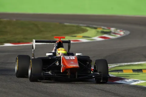 #28 Amaury Bonduel – Trident Racing – Dallara GP3/13 - AER – GP3 Serie 2015
