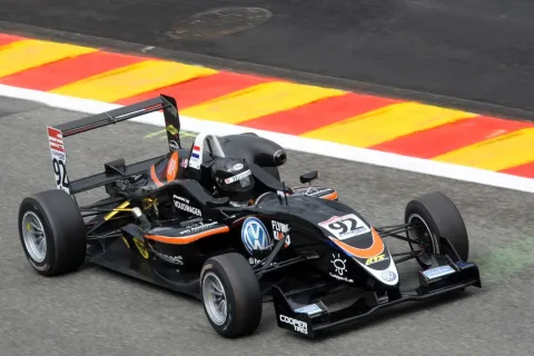 #92 Hannes van Asseldonk – Van Amersfoort Racing – Dallara F308 - Volkswagen – Britische Formel 3 Meisterschaft 2011