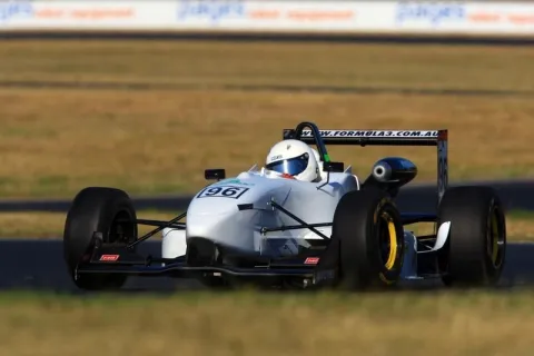 #96 Blake Varney – Varney Racing – Dallara F399 - Sodemo Renault – Australische Formel 3 Meisterschaft 2009