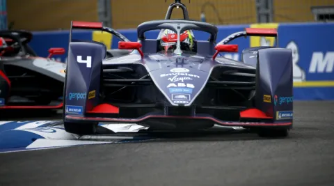 #4 Robin Frijns – Virgin Racing – Spark SRT 05E - Audi