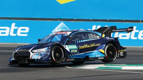 Foto Harrison Newey